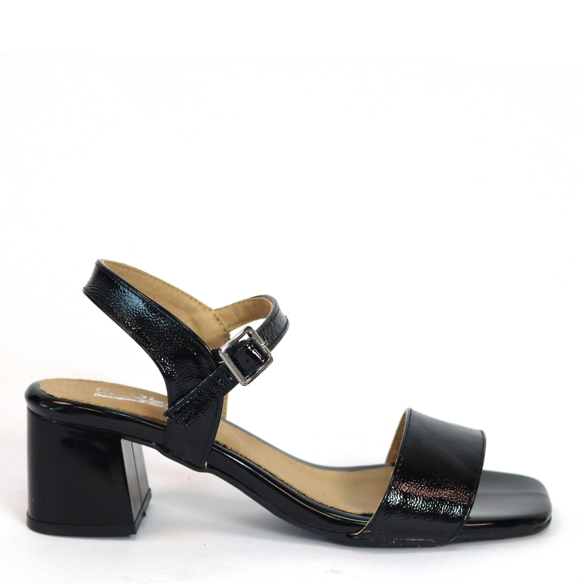 סנדלי עקב - ליליאנה לכה